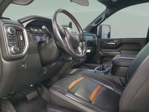Used 2020 GMC Sierra 2500 AT4 w/ AT4 Premium Package image 19