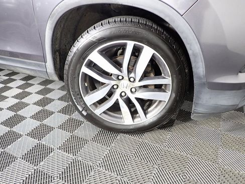 Used 2016 Honda Pilot Elite image 42