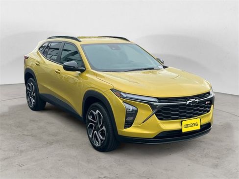 Used 2024 Chevrolet Trax RS w/ Driver Confidence Package image 7