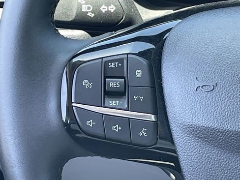 Used 2025 Ford Escape SE FWD image 13