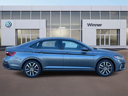 New 2026 Volkswagen Jetta SE image 6