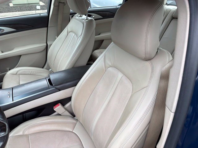 Used 2018 Lincoln MKZ Reserve FWD image 12