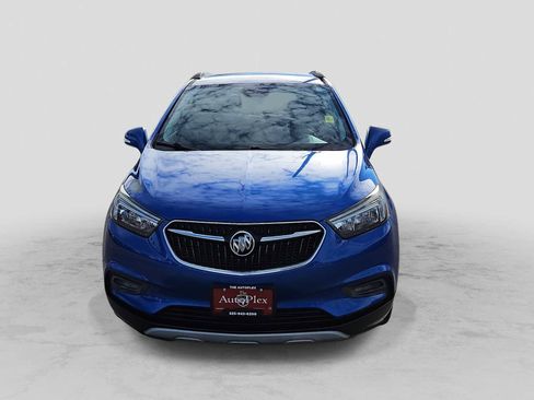 Used 2018 Buick Encore Preferred image 3