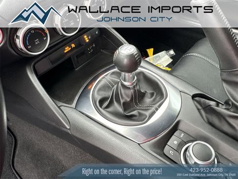 Used 2021 MAZDA MX-5 Miata Grand Touring image 19