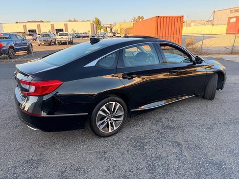 Used 2018 Honda Accord EX-L image 8