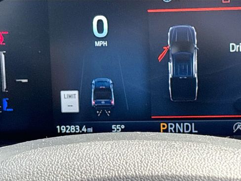 Used 2025 Ford Maverick Lariat AWD/4WD image 12