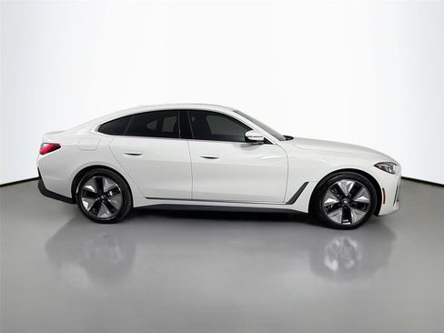 New 2026 BMW i4 xDrive40i w/ Premium Package AWD/4WD image 4