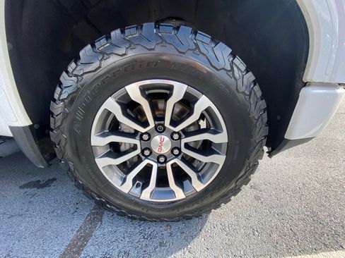 Used 2020 GMC Sierra 1500 AT4 w/ AT4 Premium Package AWD/4WD image 29