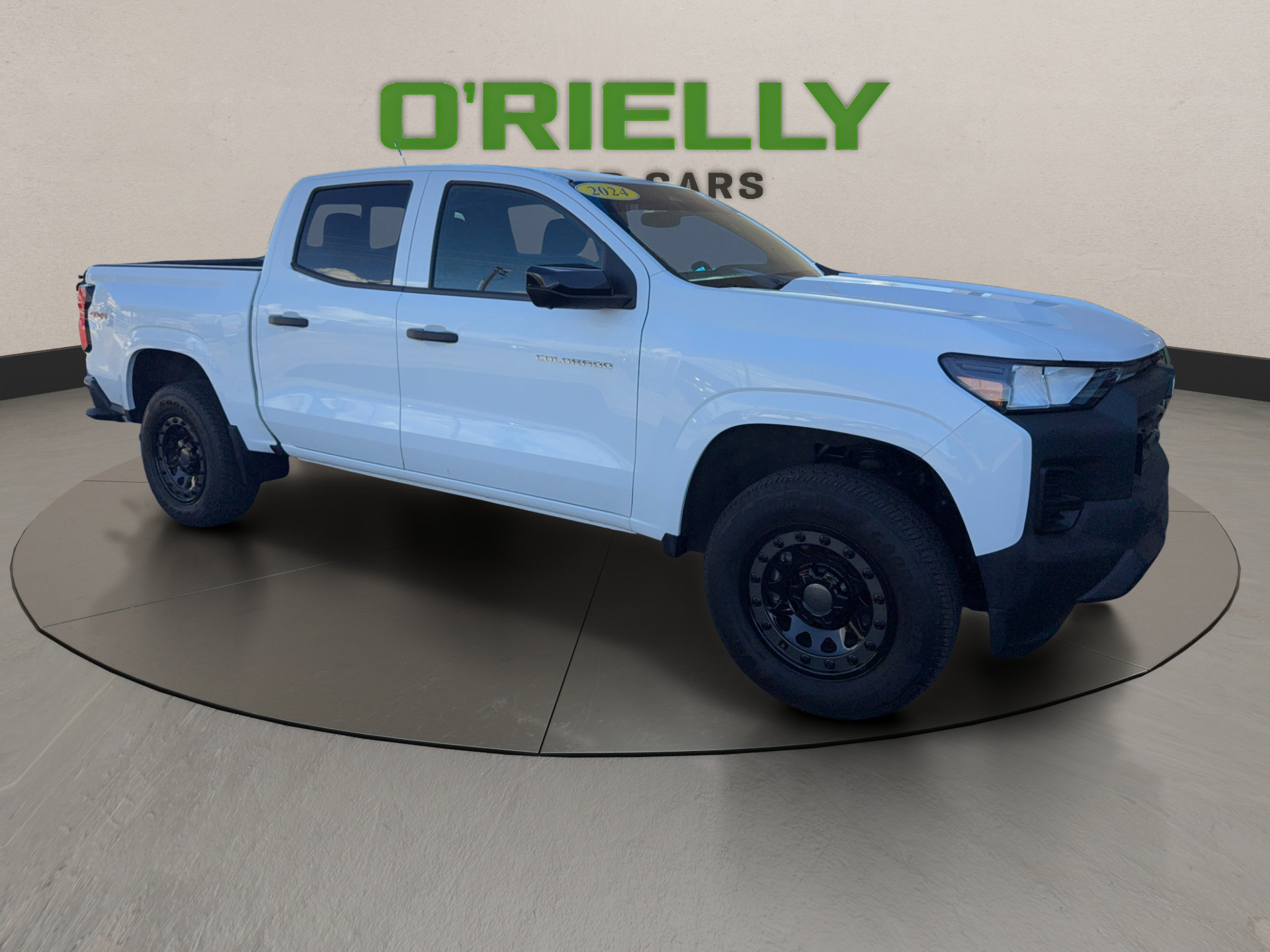 Used 2024 Chevrolet Colorado W/T w/ Technology Package AWD/4WD image 8