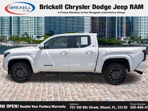 Used 2025 Toyota Tacoma SR5 AWD/4WD image 8
