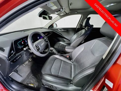 Certified 2023 Kia Niro SX Touring FWD image 12