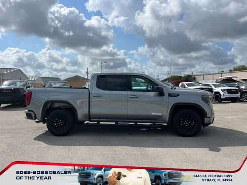 New 2026 GMC Sierra 1500 Elevation image 8