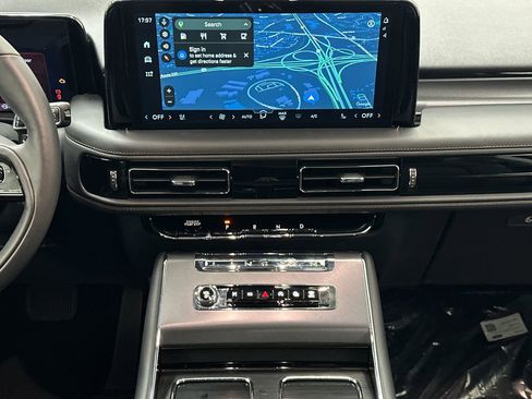 New 2026 Lincoln Aviator AWD image 21