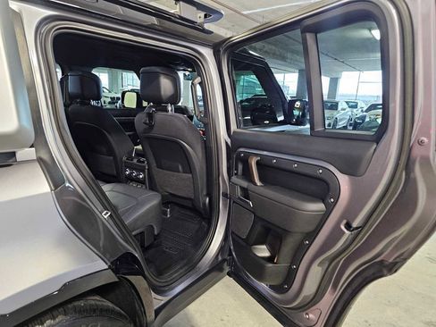 Used 2023 Land Rover Defender 110 X image 36