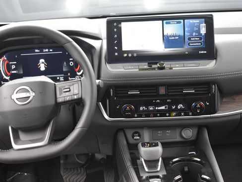 New 2026 Nissan Rogue Platinum w/ Platinum Premium Package image 14