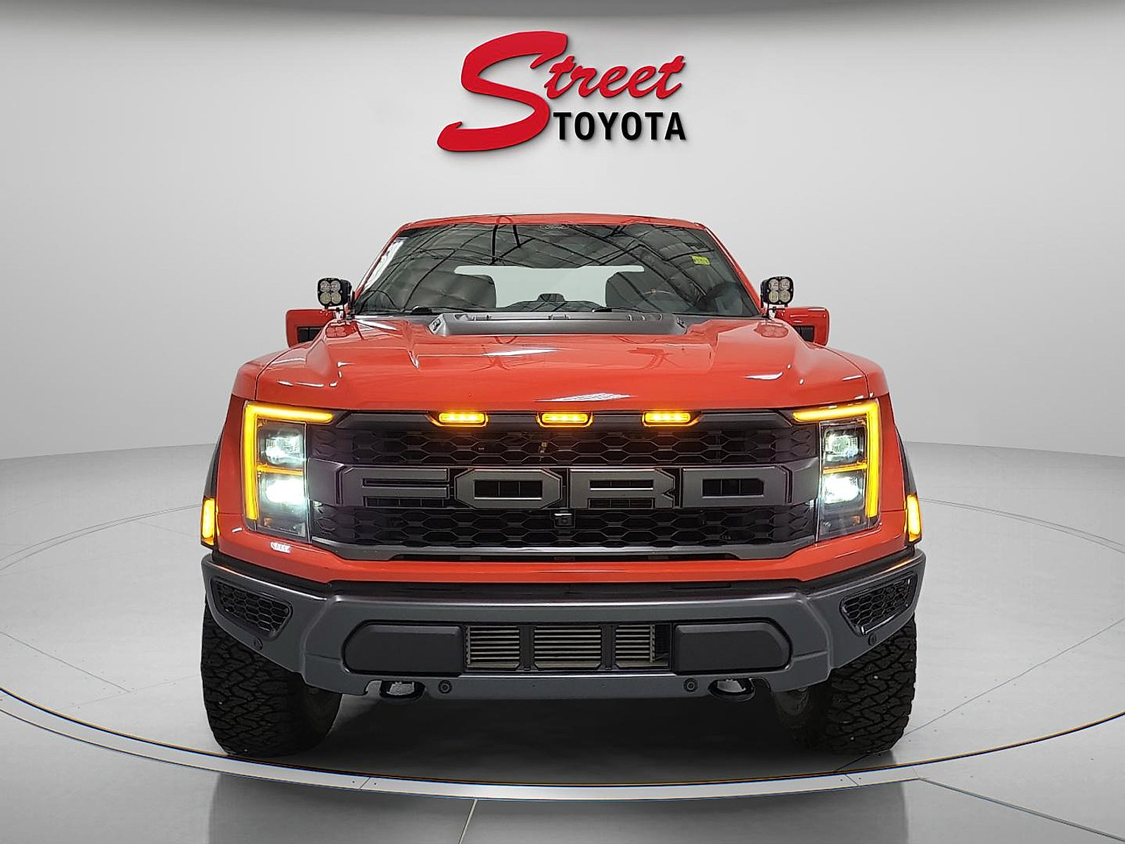 Used 2021 Ford F150 Raptor w/ Equipment Group 801A High AWD/4WD image 6