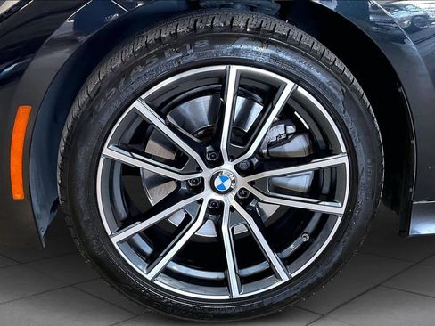 Certified 2022 BMW 330i Sedan w/ Premium Package image 10