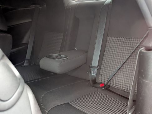 Used 2019 Dodge Challenger R/T image 32