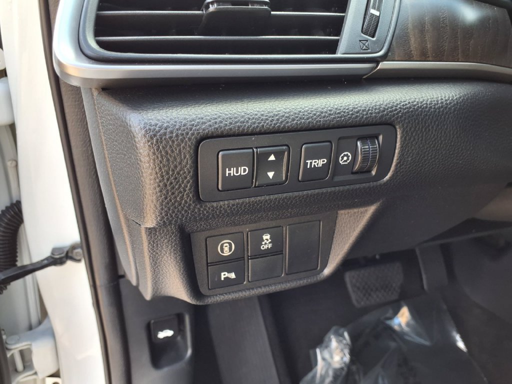 Used 2018 Honda Accord Touring image 23