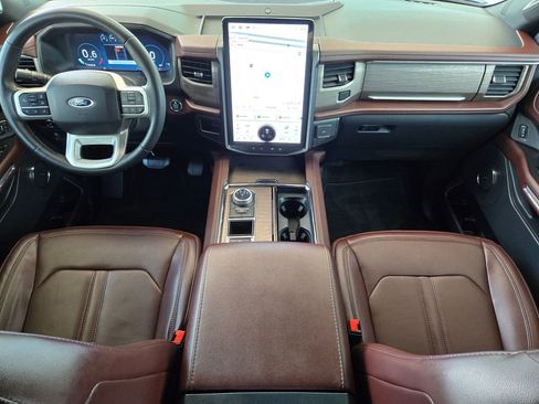 Used 2024 Ford Expedition Max Limited RWD image 17