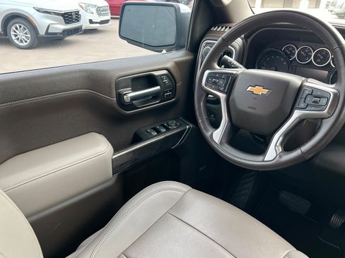 Used 2021 Chevrolet Silverado 1500 LTZ w/ LTZ Convenience Package II image 12