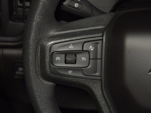 Used 2024 Chevrolet Silverado 2500 Custom w/ Custom Value Package image 39