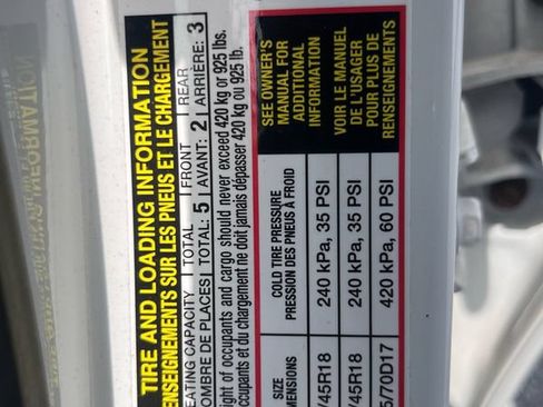 Used 2021 Toyota Camry SE w/ Cold Weather Package FWD image 29