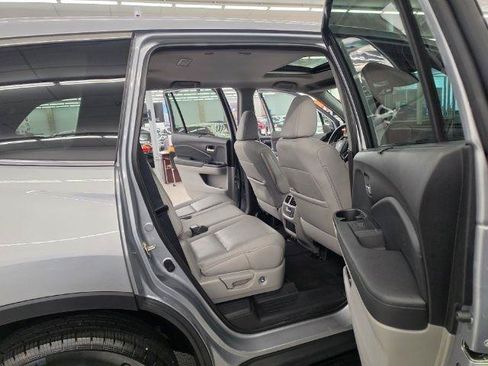 Used 2019 Honda Pilot EX-L image 12