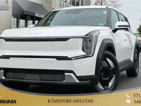 Used 2024 Kia EV9 Light Long Range image 1