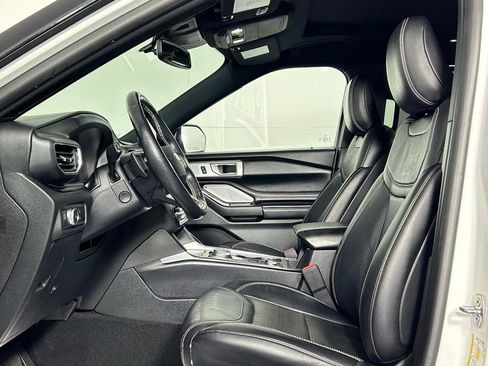 Used 2020 Ford Explorer ST w/ ST Street Pack image 34