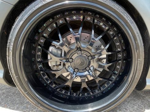 Used 2015 Mercedes-Benz SL 550 image 24