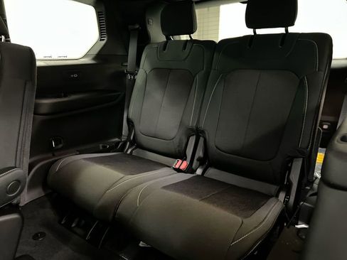New 2026 Jeep Grand Cherokee L 4WD image 24