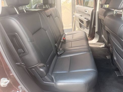 Used 2011 Honda Pilot Touring image 19