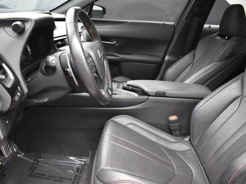 Used 2019 Lexus UX 250h F Sport w/ F Sport Premium Package image 9