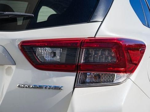 Used 2023 Subaru Crosstrek 2.0i Premium image 6