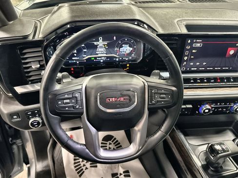 Used 2023 GMC Sierra 1500 Elevation w/ Elevation Premium Package AWD/4WD image 17