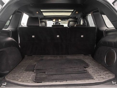 Used 2021 Jeep Grand Cherokee Overland AWD/4WD image 34