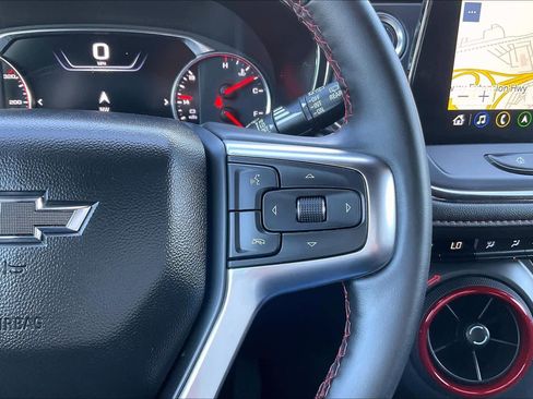 Certified 2025 Chevrolet Blazer RS image 24