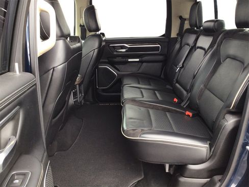 Used 2019 RAM 1500 Laramie image 10
