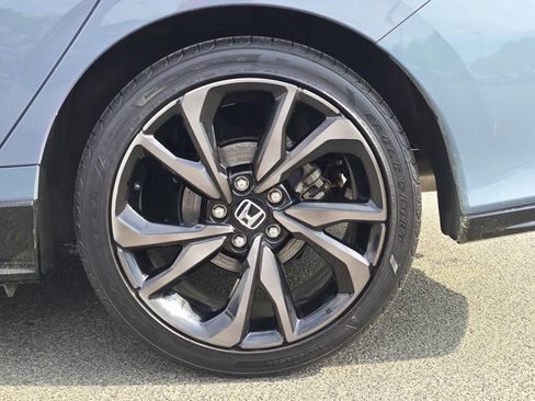 Used 2019 Honda Civic Sport image 32