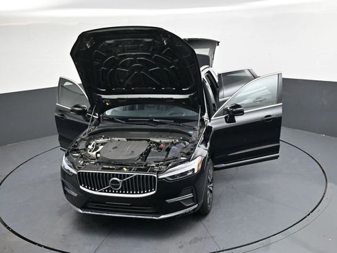 Used 2023 Volvo XC60 B5 Ultimate image 35