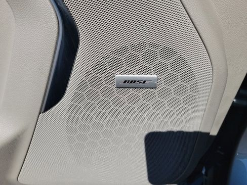 Used 2025 GMC Yukon XL Elevation w/ Elevation Premium Package image 32