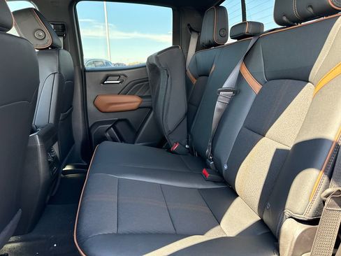 New 2026 GMC Canyon AT4 image 32