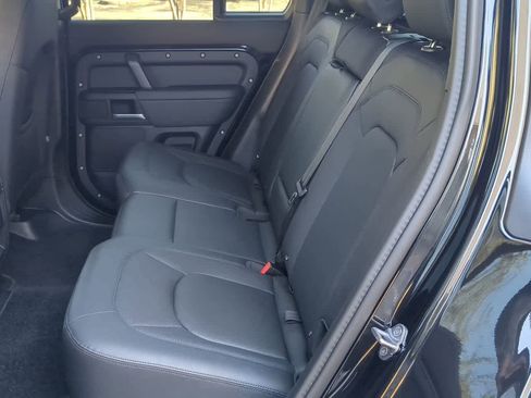 Used 2025 Land Rover Defender 110 S AWD/4WD image 20