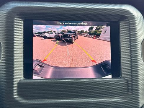 Certified 2022 Jeep Gladiator Willys image 20