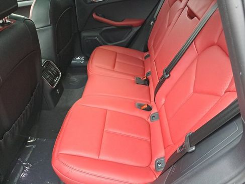 Used 2026 Porsche Macan S image 19