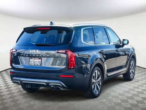 Certified 2022 Kia Telluride EX w/ EX Premium Package image 8