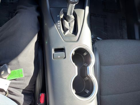 Used 2024 Ford Mustang Coupe image 25