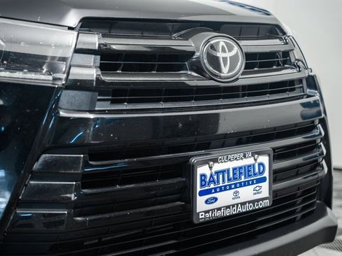 Used 2019 Toyota Highlander SE image 13