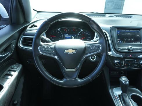 Used 2020 Chevrolet Equinox LT image 8